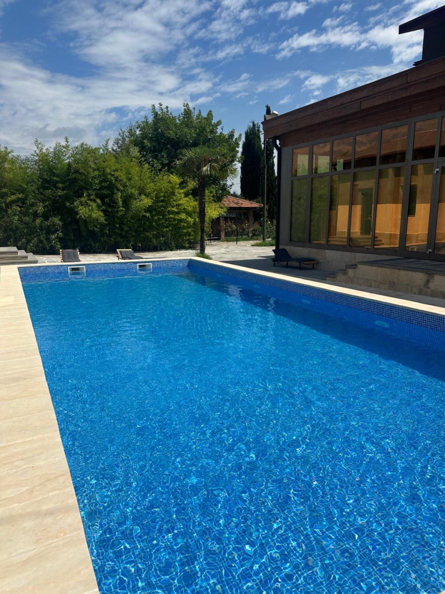 Alazani Valley Hotel Telavi Exterior photo